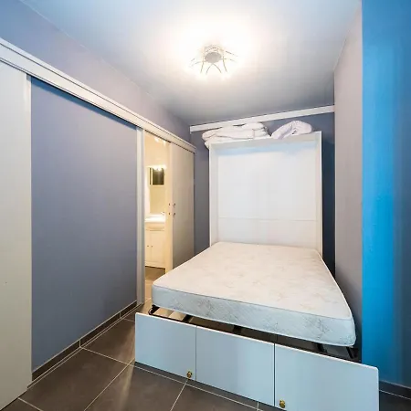 Daire Osborne 2 Bedrooms On Floor 2