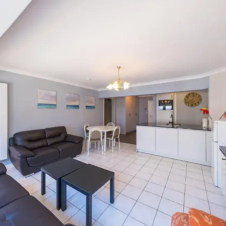 Daire Osborne 2 Bedrooms On Floor 2 *