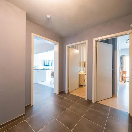 Osborne 2 Bedrooms On Floor 2 *
